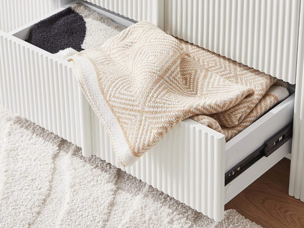 Arlo 6 Chest of Drawers - Image 6